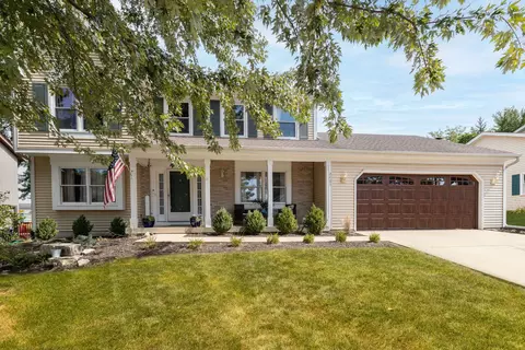 2483 Lakeside Dr, Aurora, IL 60504