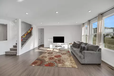 Living - 2111 Schmitt Cir, Algonquin, IL 60102 photo 1 of 1