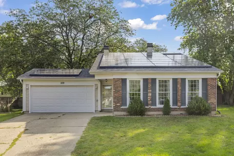 109 Arrowhead Ln, Bolingbrook, IL 60440