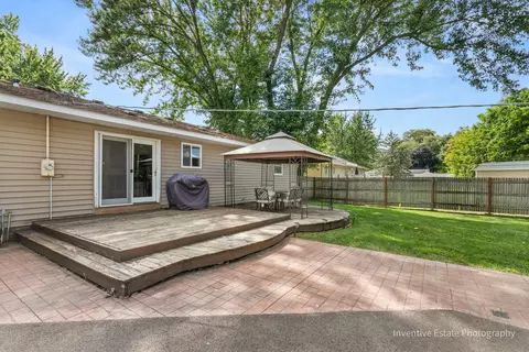 Exterior - 4708 Willow Ln, Mchenry, IL 60050 photo 3 of 3