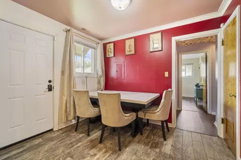 Dining - 930 S 3rd Ave, Des Plaines, IL 60016 photo 1 of 1