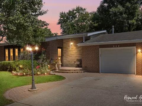 222 Cherry Ln, Momence, IL 60954