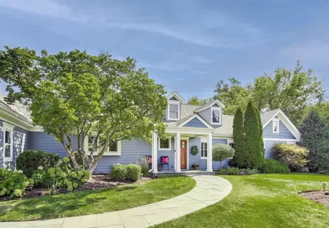 455 Sunset Ridge Rd, Northfield, IL 60093