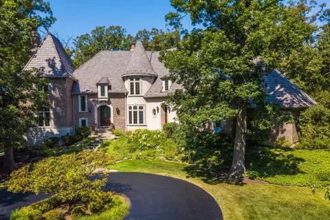 3050 Ridge Grove Ln, Highland Park, IL 60035