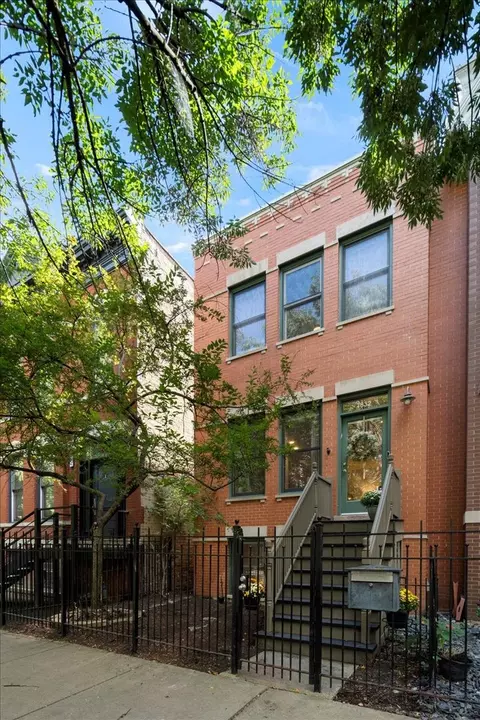 1832 N Wilmot Ave, Chicago, IL 60647