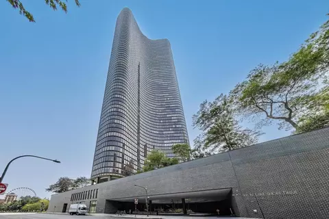505 N Lake Shore Dr #2805, Chicago, IL 60611