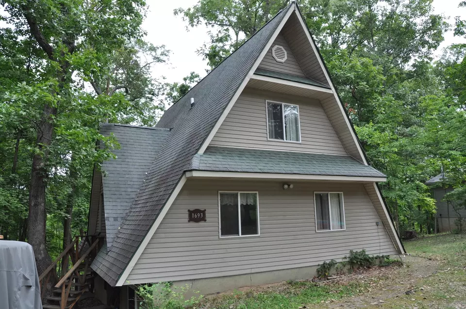Exterior - 1693 Strawberry Dr, Varna, IL 61375 photo 2 of 2