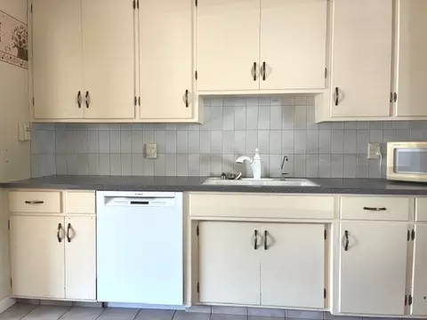 735 Maple St, Marengo, IL 60152 photo 8
