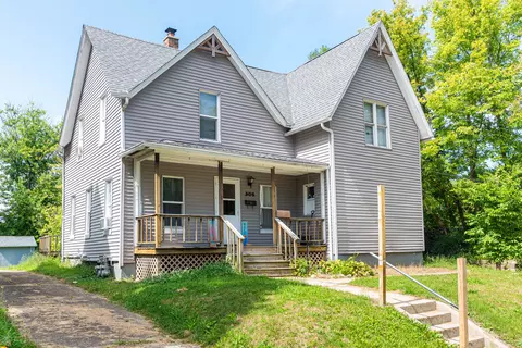 305 Pearl St, Dekalb, IL 60115