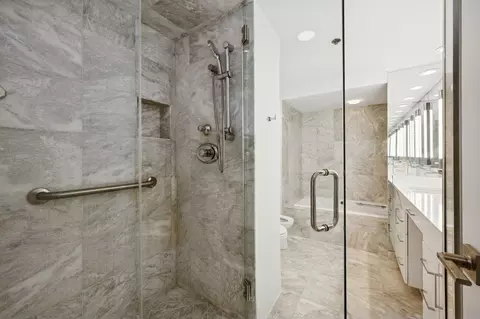 100 E Huron St #2804, Chicago, IL 60611 photo 15
