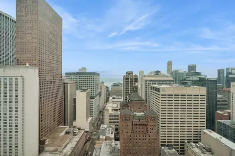 100 E Huron St #2804, Chicago, IL 60611 photo 21
