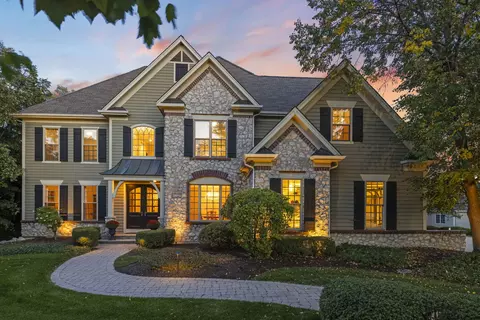 39 W114 Fryendall Ct, Geneva, IL 60134