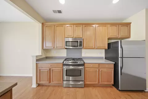 2812 Cascade Falls Cir, Elgin, IL 60124 photo 8