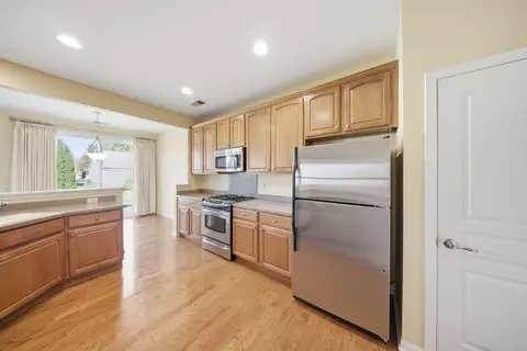 2812 Cascade Falls Cir, Elgin, IL 60124 photo 7