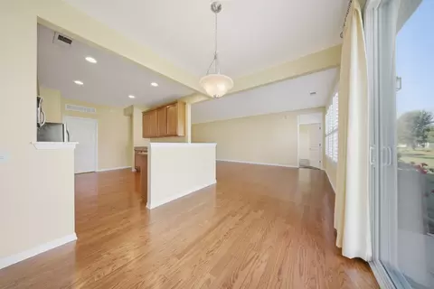 2812 Cascade Falls Cir, Elgin, IL 60124 photo 6