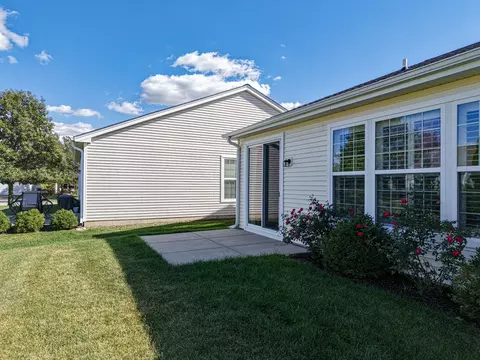 2812 Cascade Falls Cir, Elgin, IL 60124 photo 39