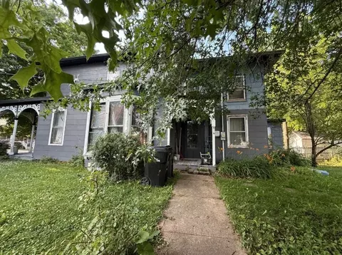 121 S Elm St, Washington, IL 61571