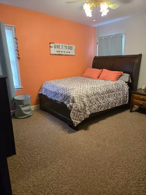 201 E Graham St, Dixon, IL 61021 photo 5