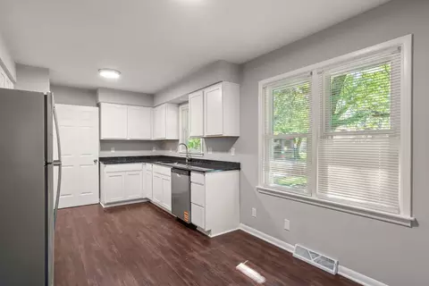 2216 177th St, Lansing, IL 60438 photo 7