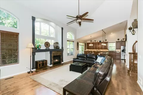 Living - 130 Regency Dr, Bartlett, IL 60103 photo 1 of 3