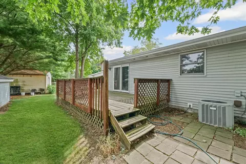 Exterior - 502 Ridge Rd, Philo, IL 61864 photo 7 of 9