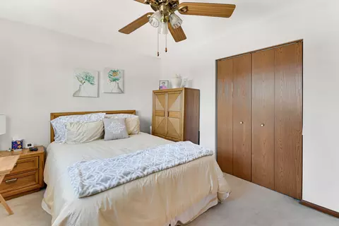 Bedroom - 433 Wheatfield Rd, Matteson, IL 60443 photo 2 of 4