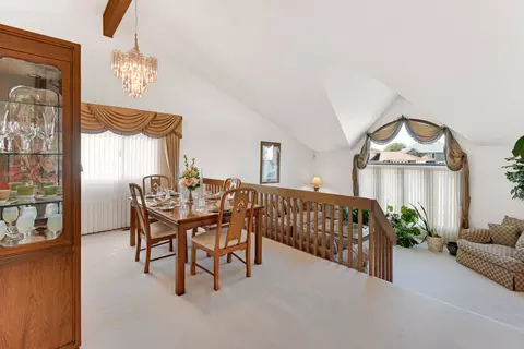 Dining - 433 Wheatfield Rd, Matteson, IL 60443 photo 1 of 2