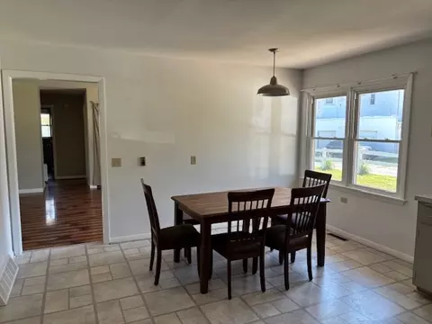 Dining - 411 Park Ct Ln, Morrison, IL 61270 photo 1 of 1