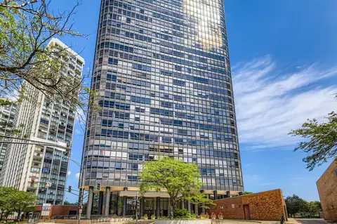 5415 N Sheridan Rd #5203, Chicago, IL 60640