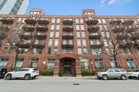 550 N Kingsbury St #515, Chicago, IL 60654