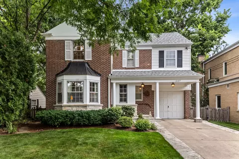 1227 16th St, Wilmette, IL 60091