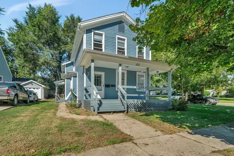 410 11th Ave, Mendota, IL 61342