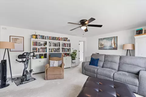 Living - 28 Ash St, Weldon, IL 61882 photo 3 of 3