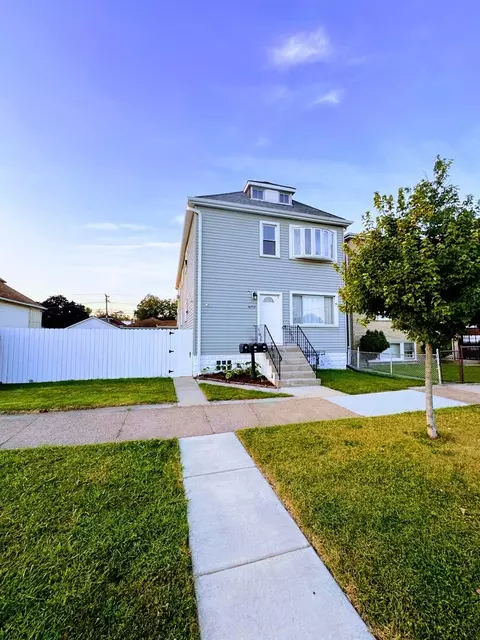 7535 W 58th Pl, Summit, IL 60501