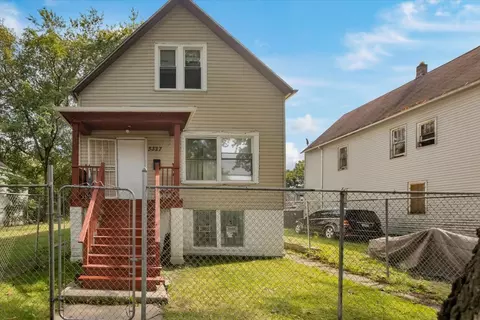 5327 S Aberdeen Ave, Chicago, IL 60609