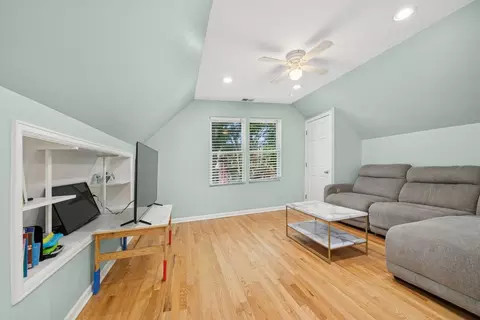 2727 N Artesian Ave, Chicago, IL 60647 photo 14