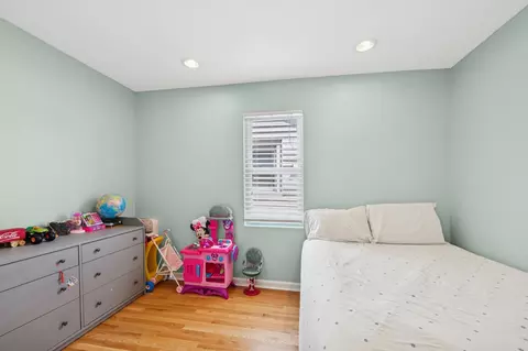 2727 N Artesian Ave, Chicago, IL 60647 photo 16