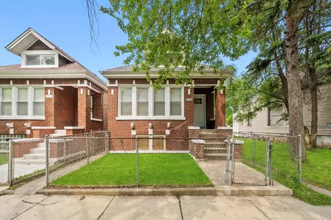 6742 S Honore St, Chicago, IL 60636