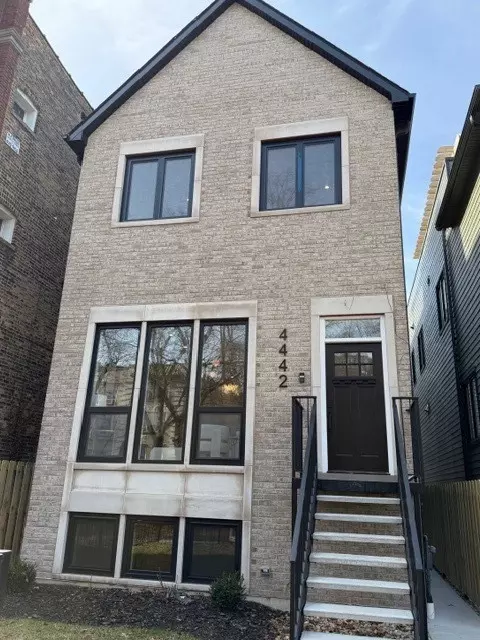 4442 N Greenview Ave, Chicago, IL 60640
