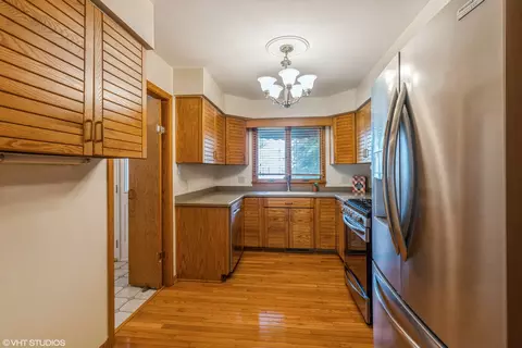 1440 Brandywine Dr, Munster, IN 46321 photo 5