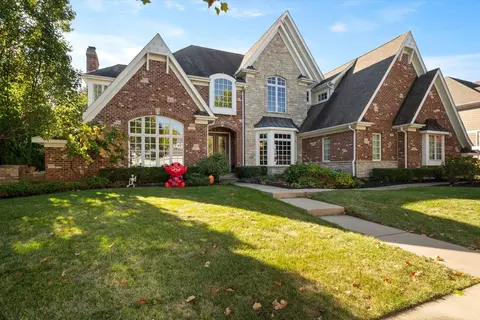 39 S W821 S Hathaway Ln, Geneva, IL 60134