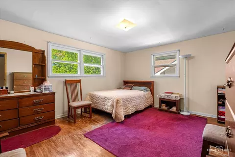 Bedroom - 714 Oak Ave, Aurora, IL 60506 photo 3 of 3