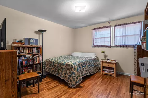 Bedroom - 714 Oak Ave, Aurora, IL 60506 photo 1 of 3