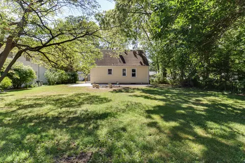 Exterior - 406 E Sycamore St, Normal, IL 61761 photo 5 of 7