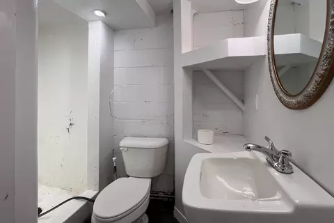 Bath - 406 E Sycamore St, Normal, IL 61761 photo 2 of 2