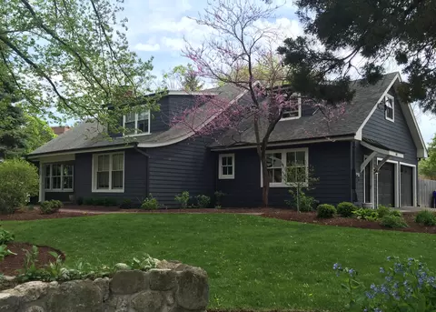 567 Deerpath Rd, Glen Ellyn, IL 60137