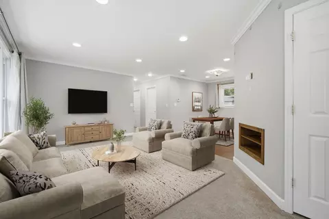 514 S 4th Ave, Des Plaines, IL 60016 photo 3