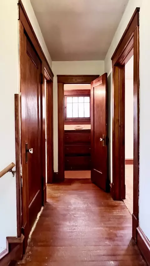 Entry Way - 413 Phoenix Ave, Bloomington, IL 61701 photo 7 of 7