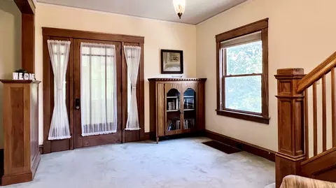 Entry Way - 413 Phoenix Ave, Bloomington, IL 61701 photo 4 of 7