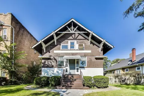 216 S Austin Blvd, Oak Park, IL 60304
